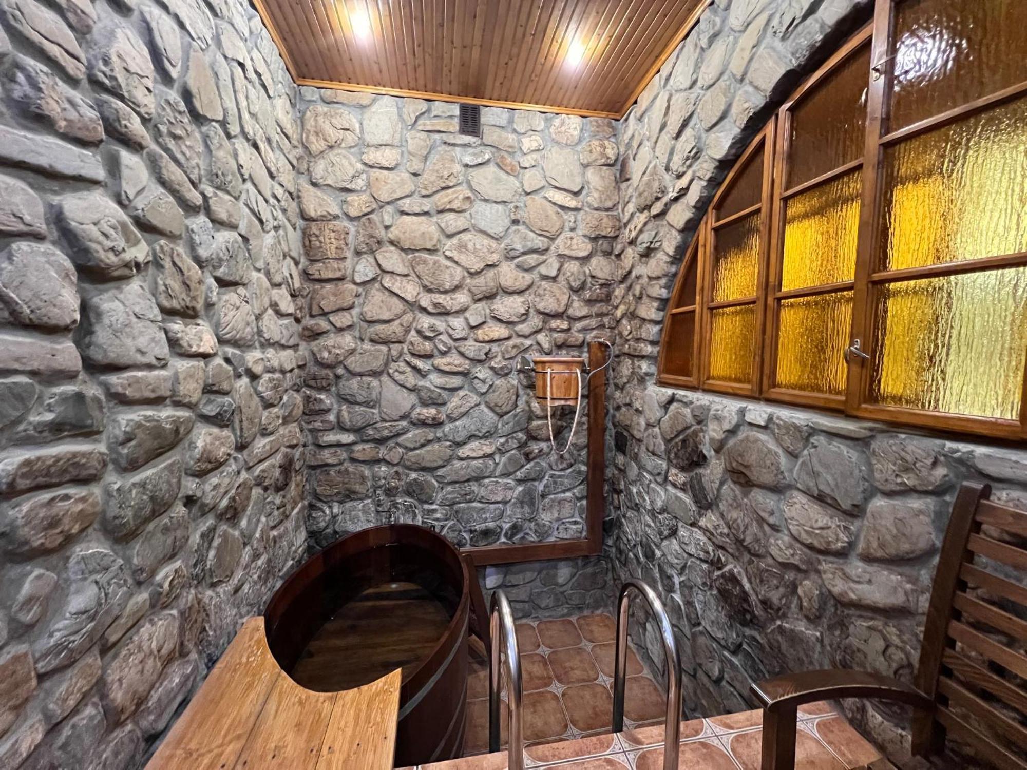 ירמכה U Yaroslava Hotel מראה חיצוני תמונה