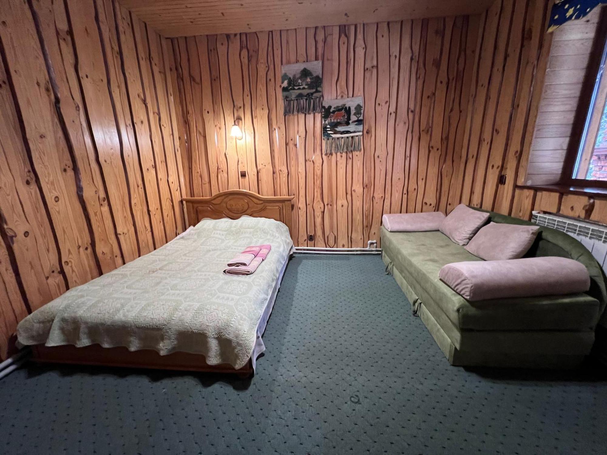 ירמכה U Yaroslava Hotel מראה חיצוני תמונה