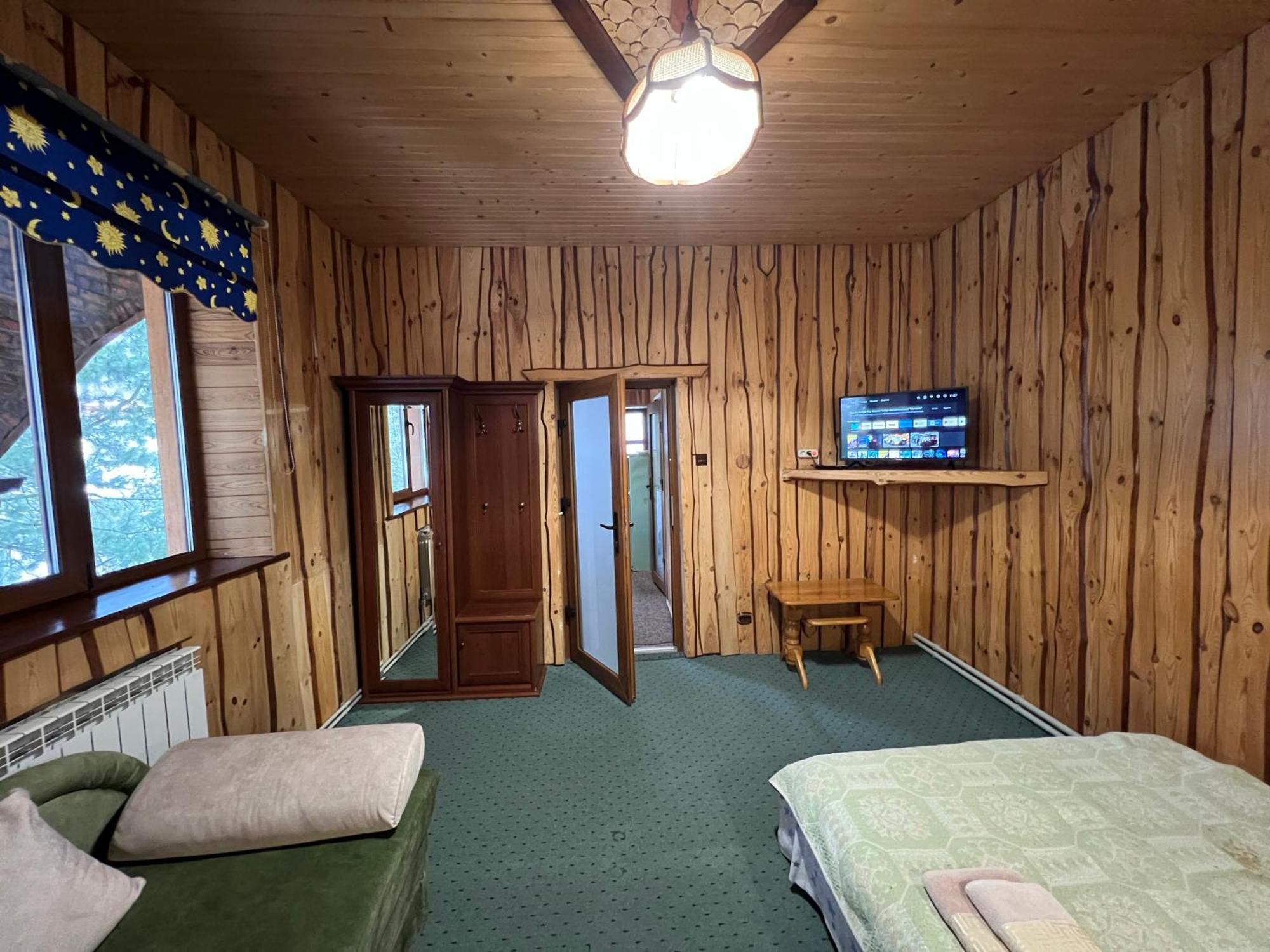 ירמכה U Yaroslava Hotel מראה חיצוני תמונה